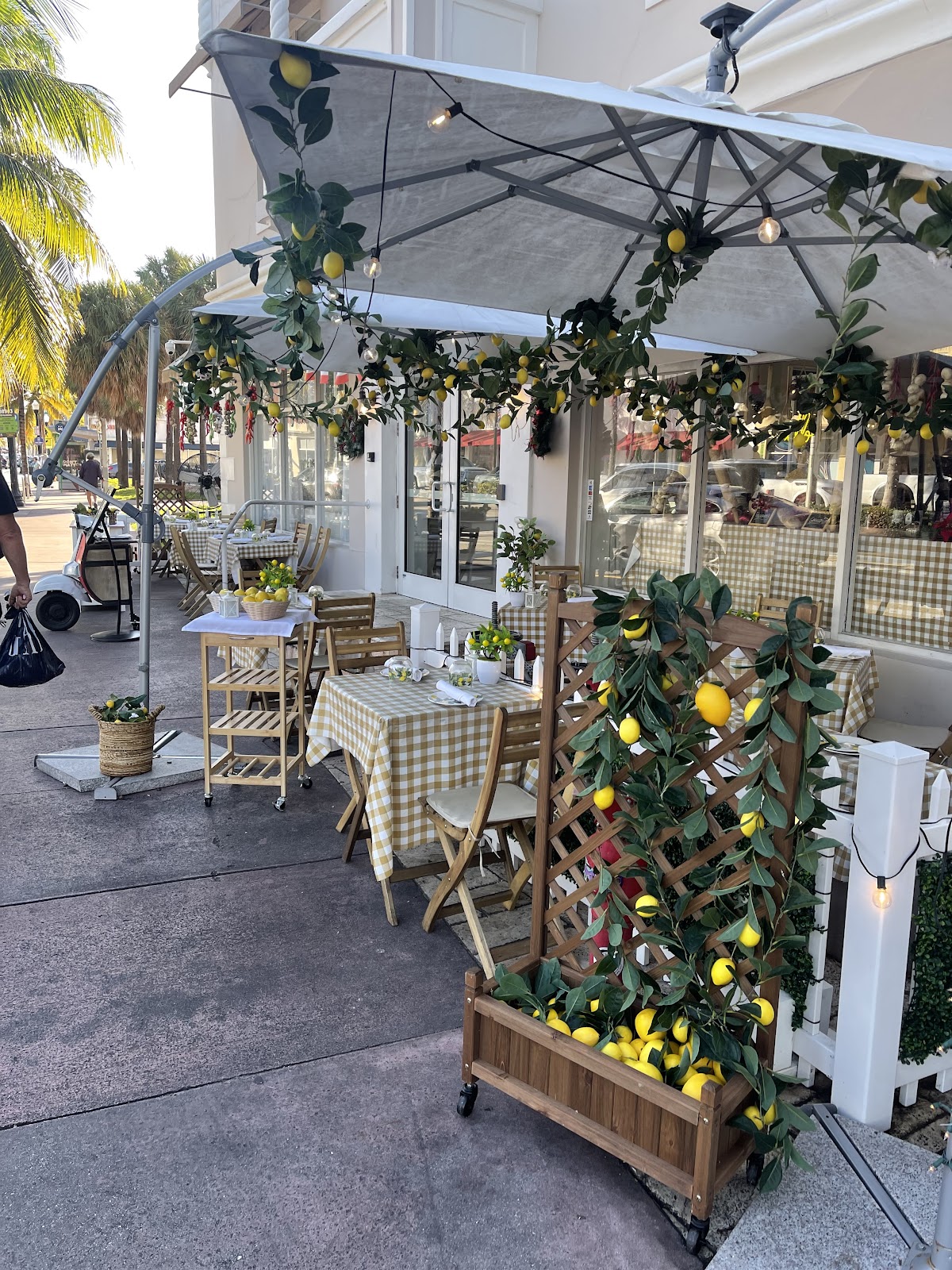 Limoncello Miami Beach - Best Italian restaurant Miami Beach