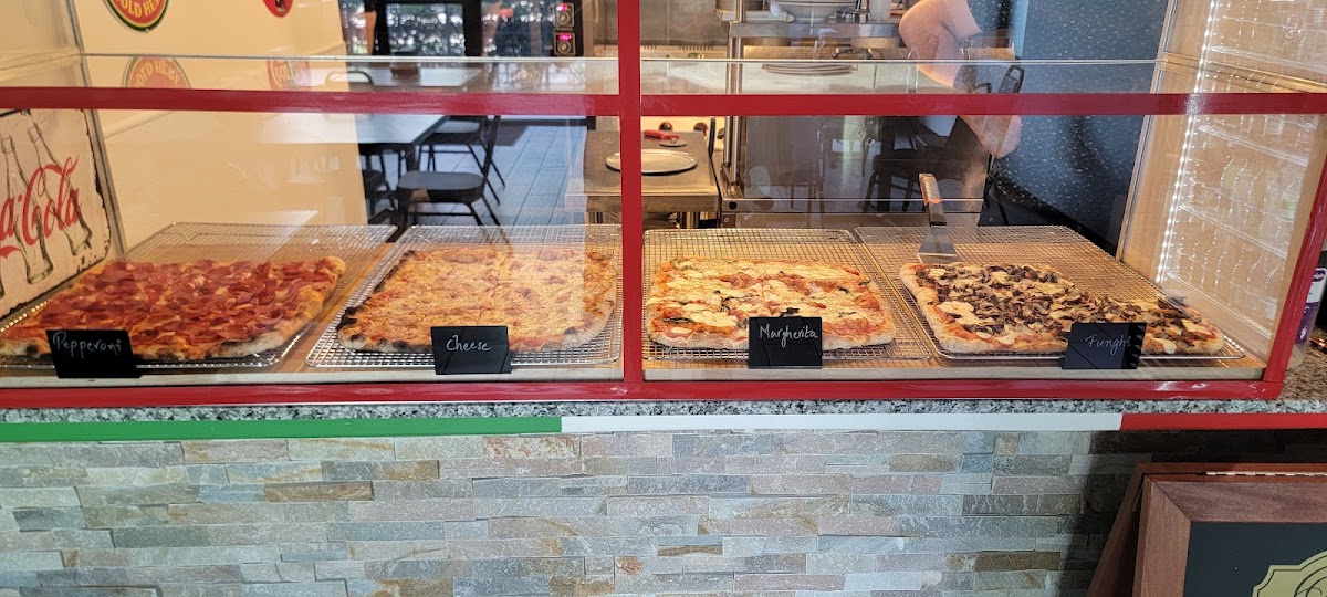 Pizza Di Roma