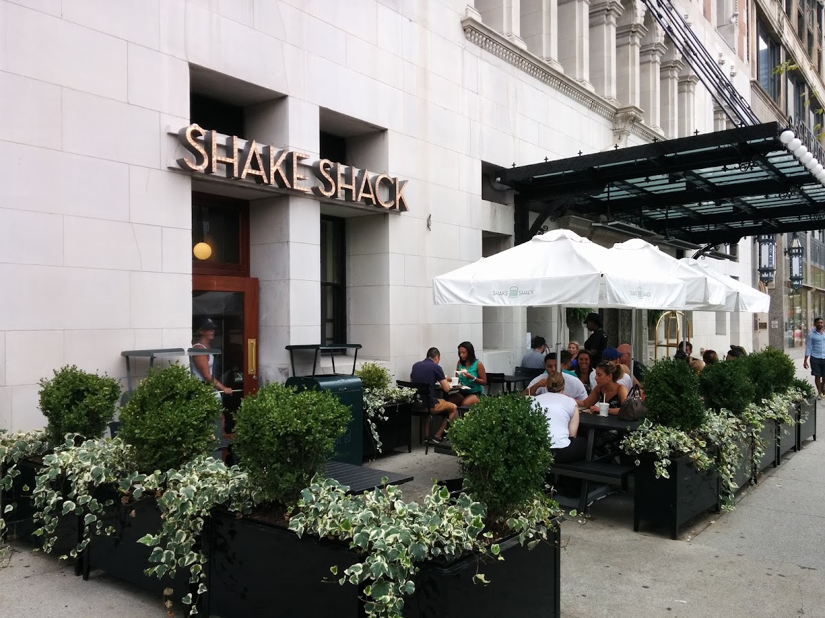 Shake Shack Chicago Athletic Association