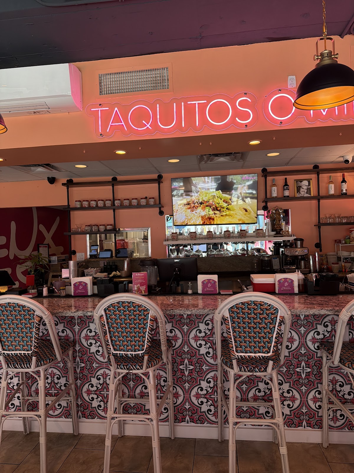 Tacos & Cantina La Potranca
