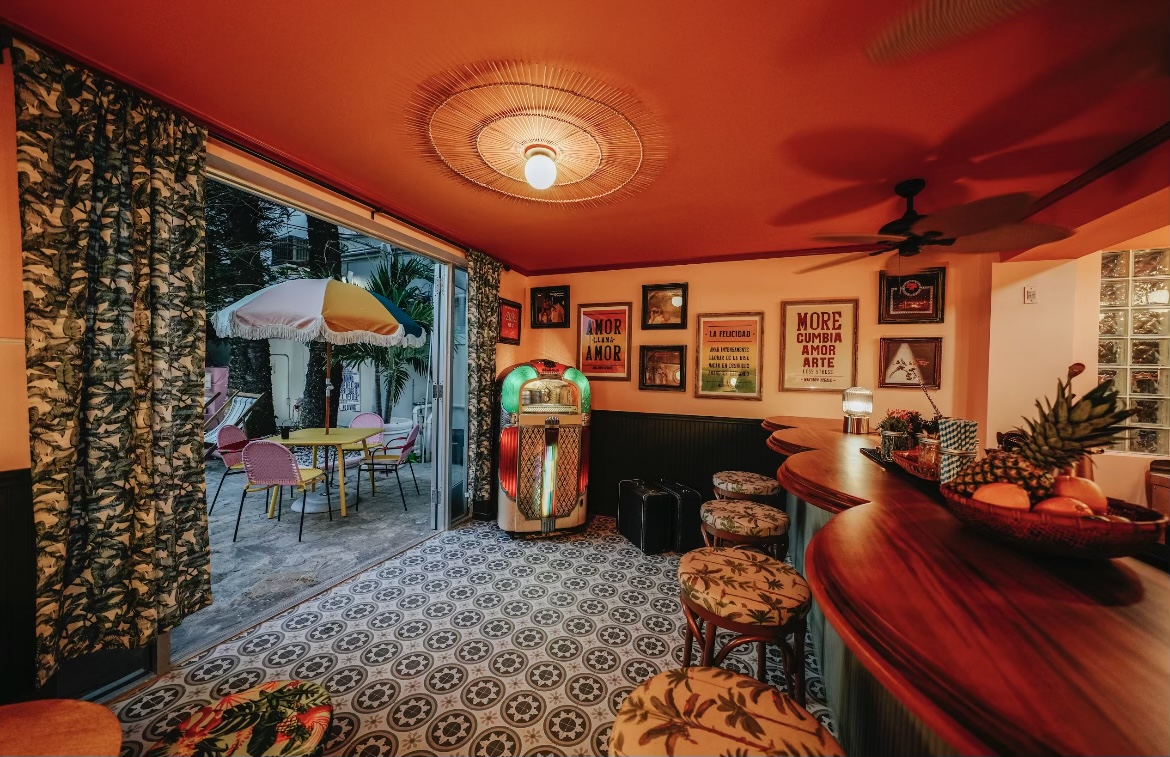 Delirio Tiki Bar by Swizzle