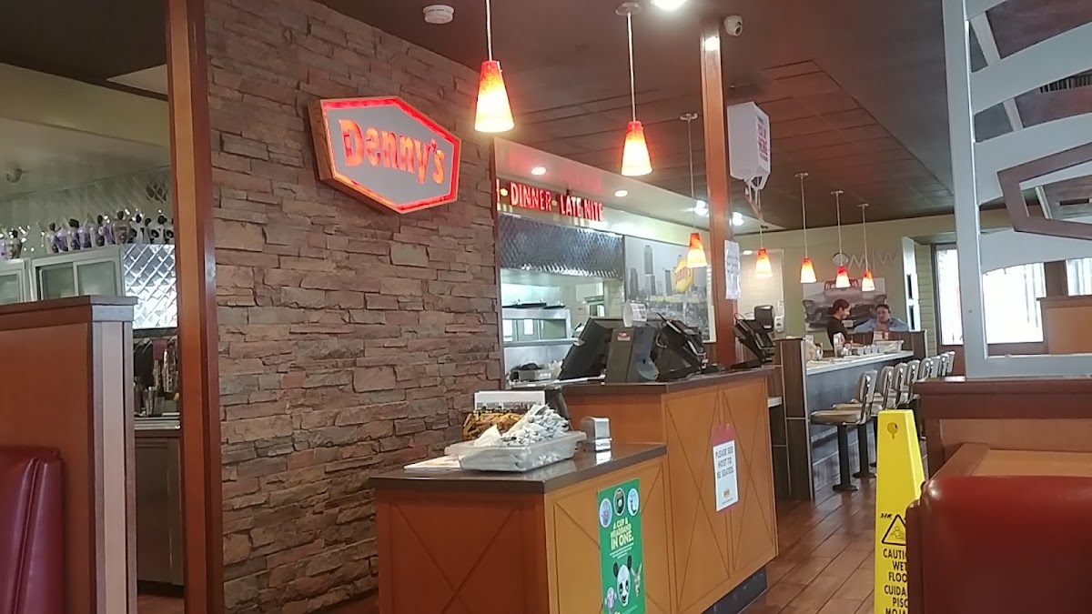 Denny's Restaurant