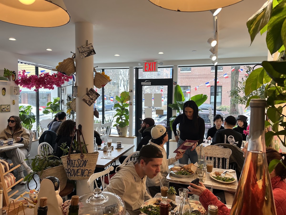 Maison Provence Restaurant