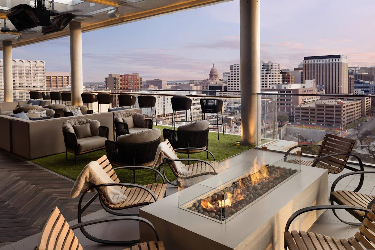Otopia Rooftop Lounge
