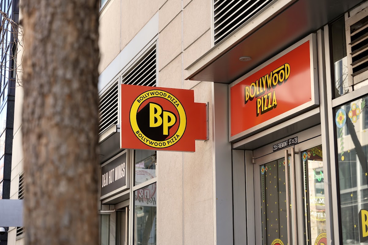 Bollywood Pizza - San Francisco