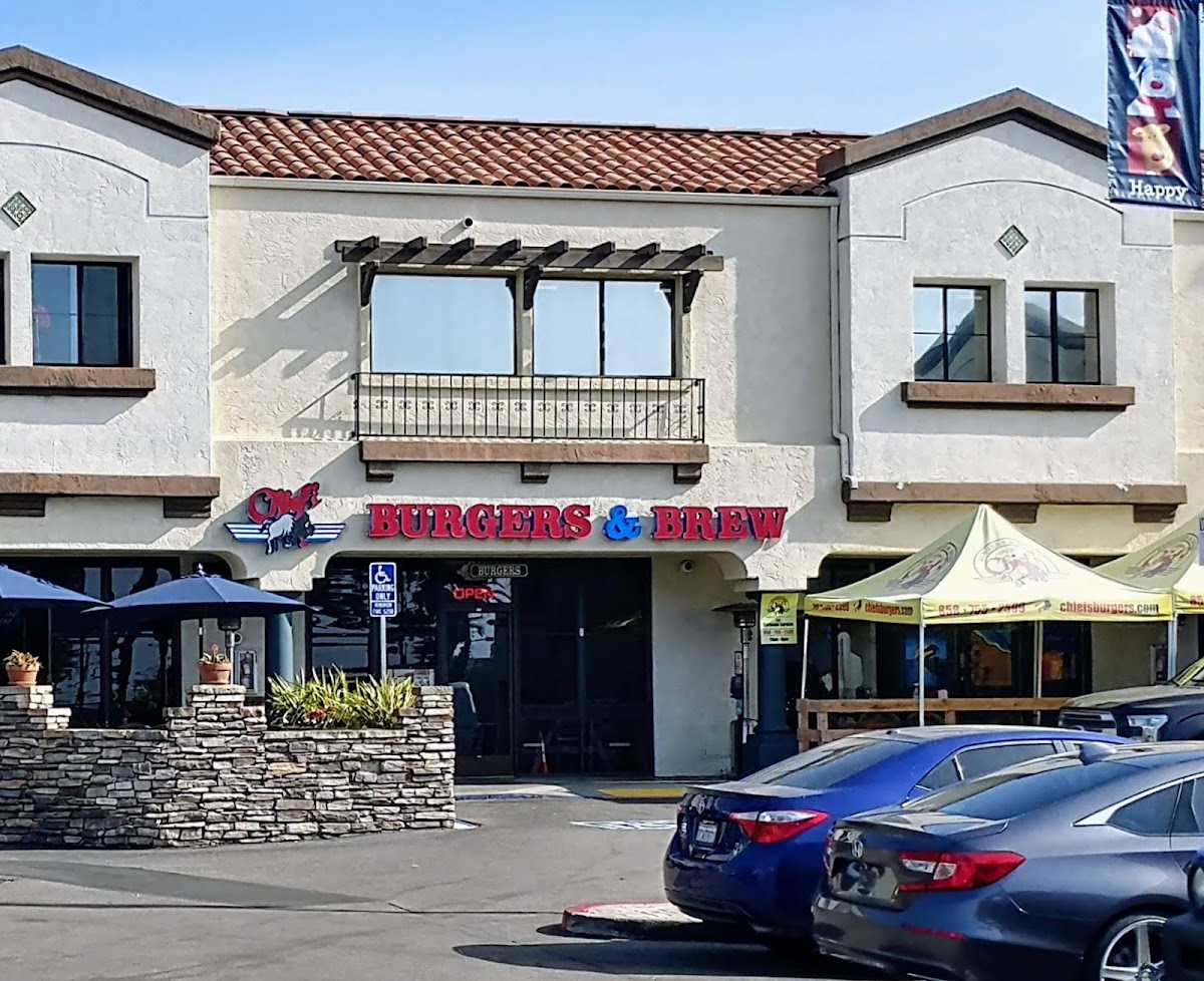 Chief's Burgers, Brew & Spirits