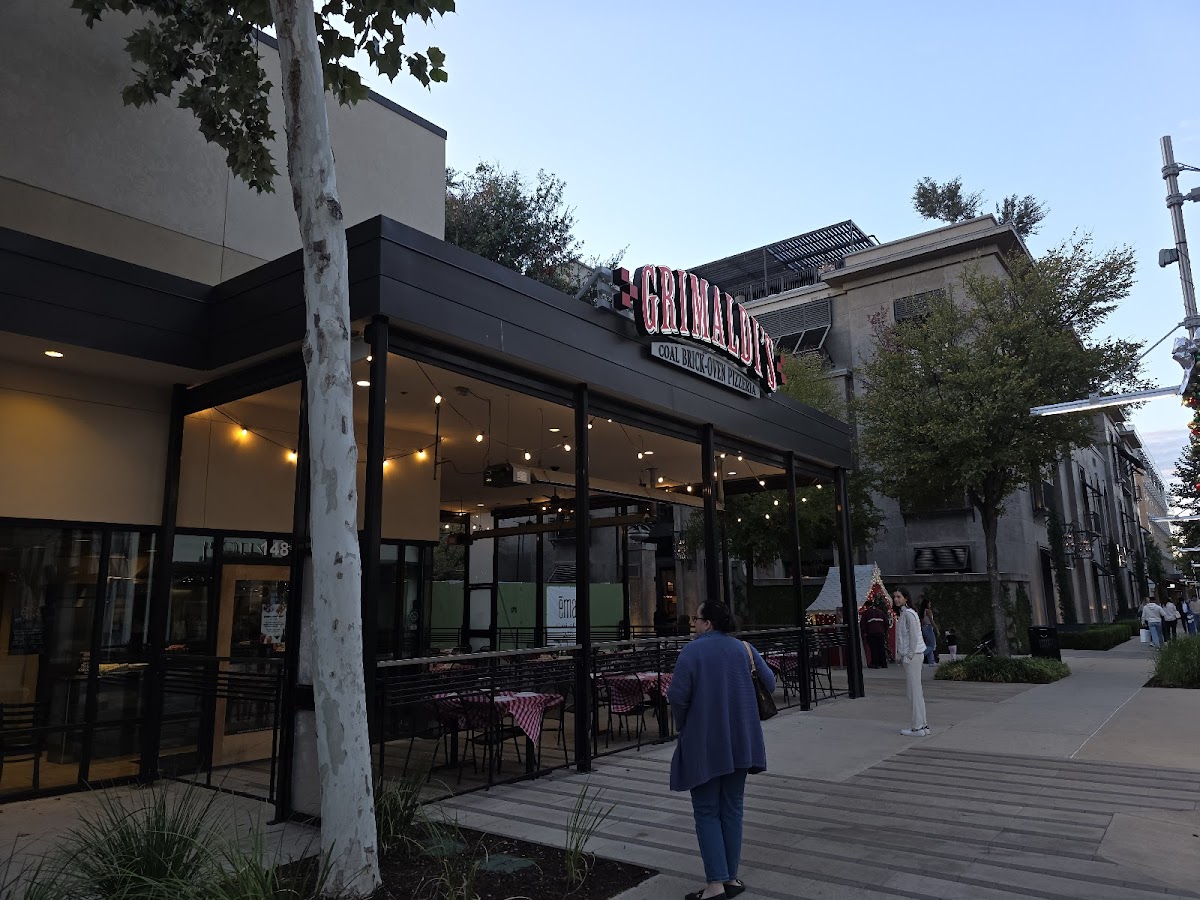 Grimaldi's Pizzeria