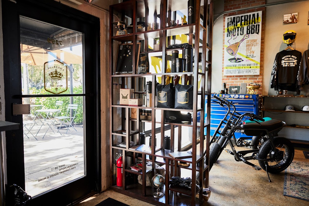 Imperial Moto Café