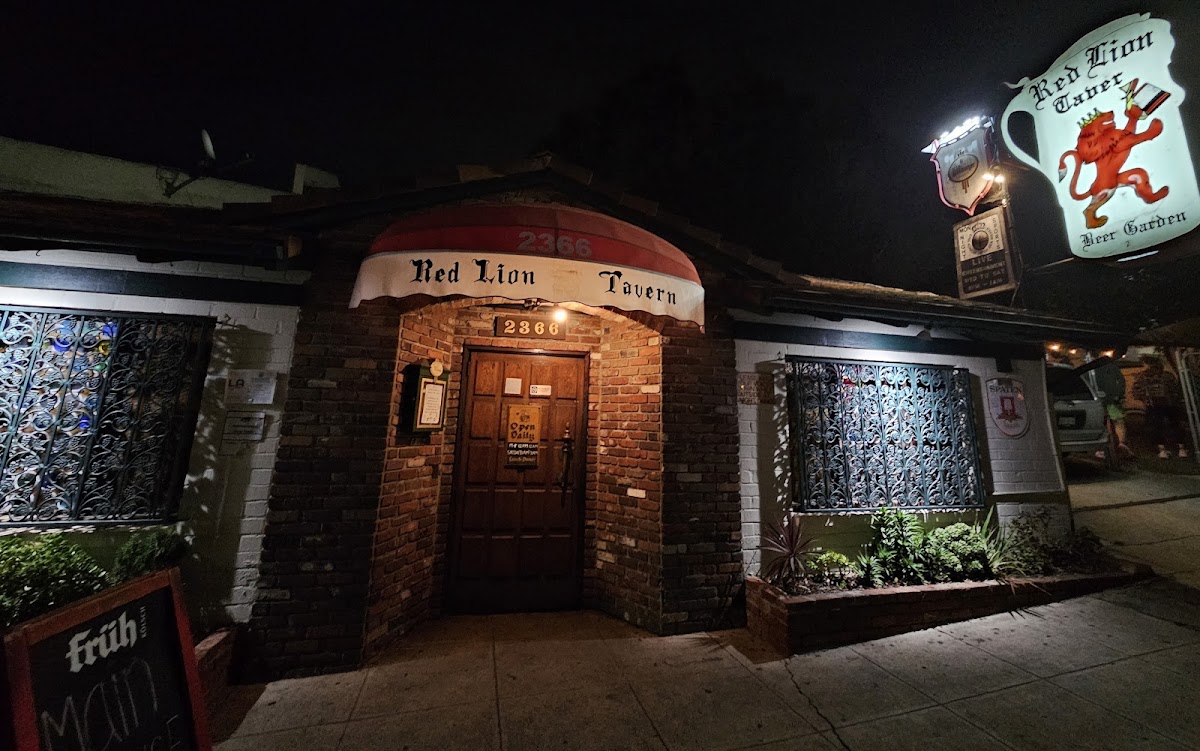 The Red Lion Tavern