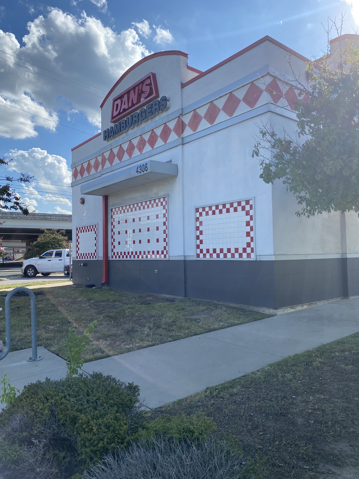 Dan's Hamburgers