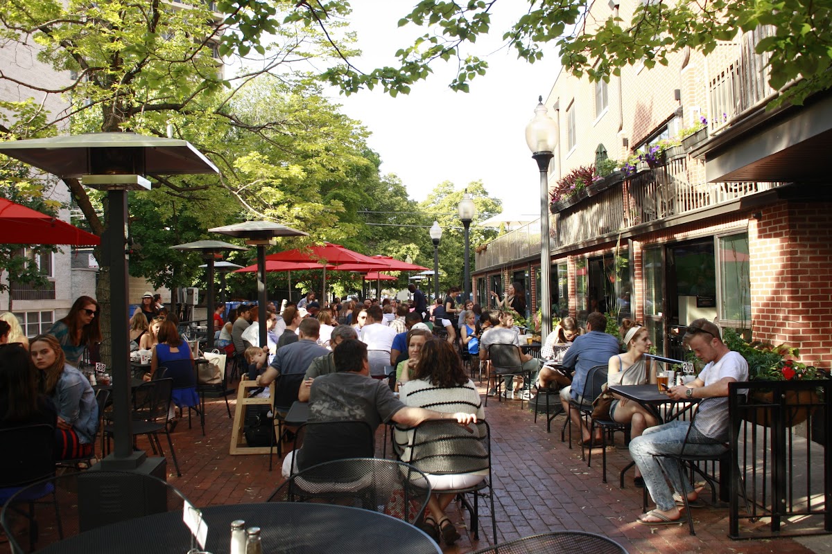 Ranalli's Pizza Bar - Lincoln Park, Chicago