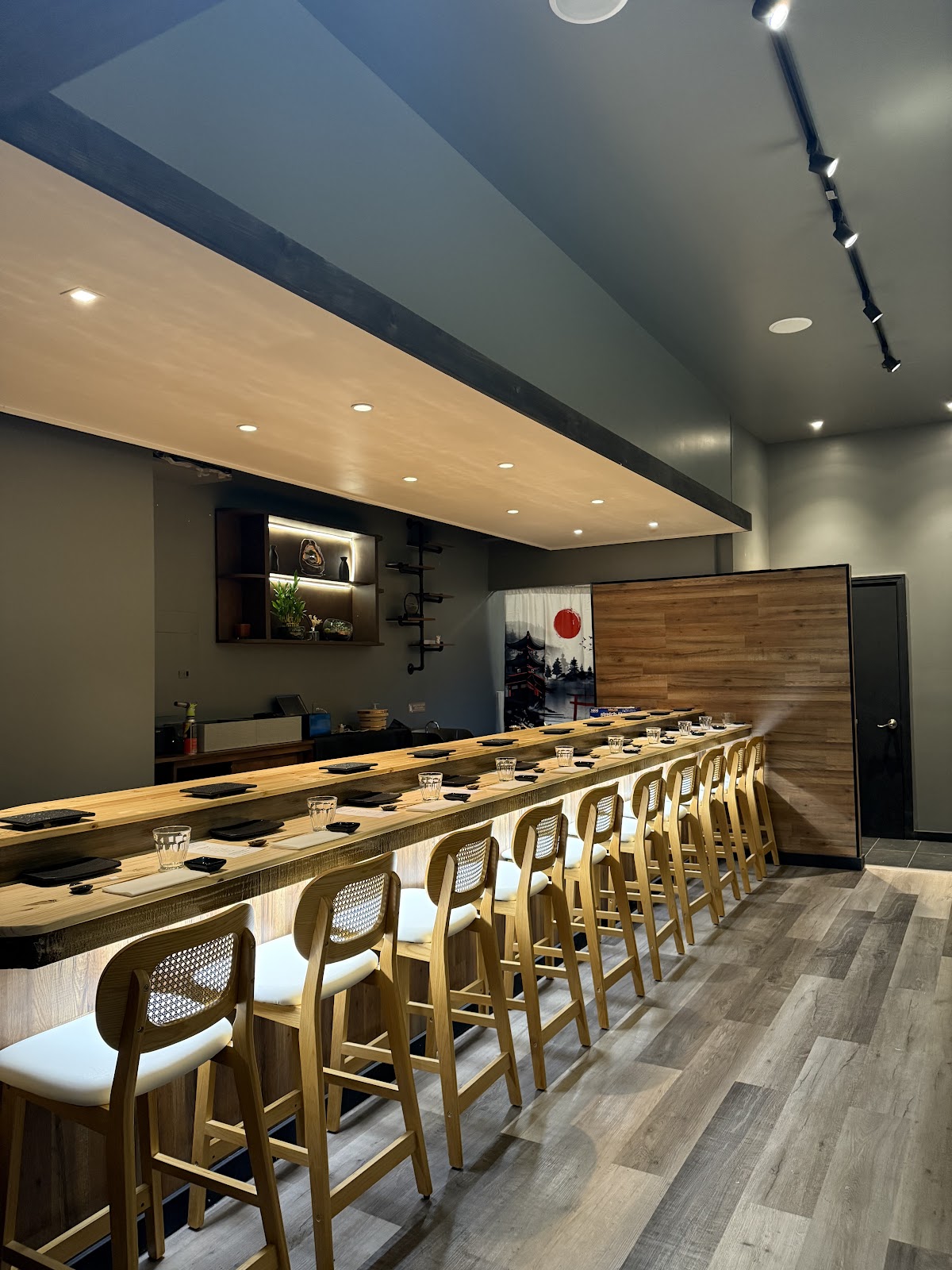LUYA Omakase & Wine Bar