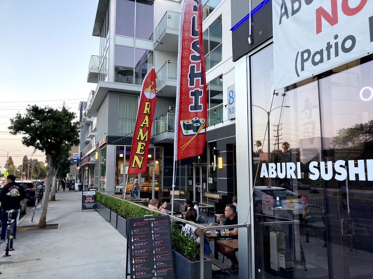 Kinari Aburi Sushi & Noodle