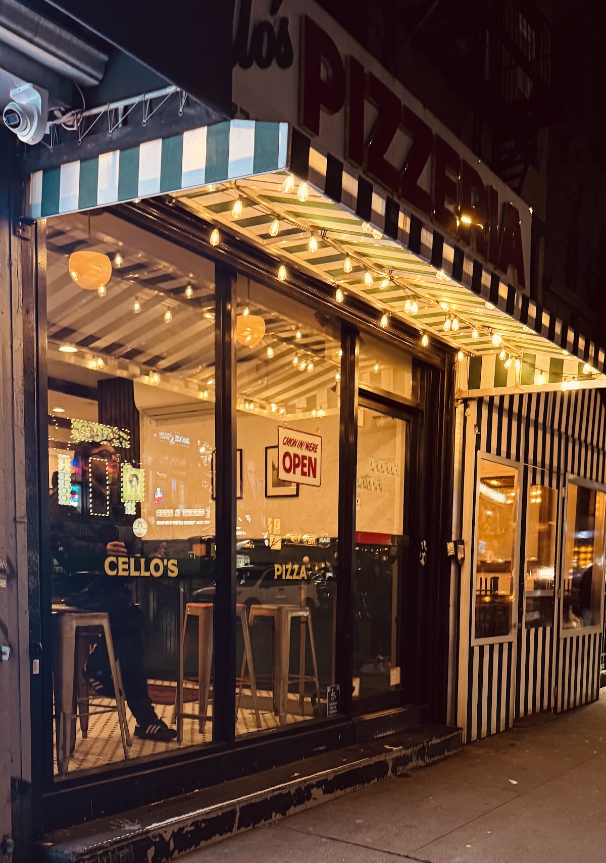 Cello's Pizzeria