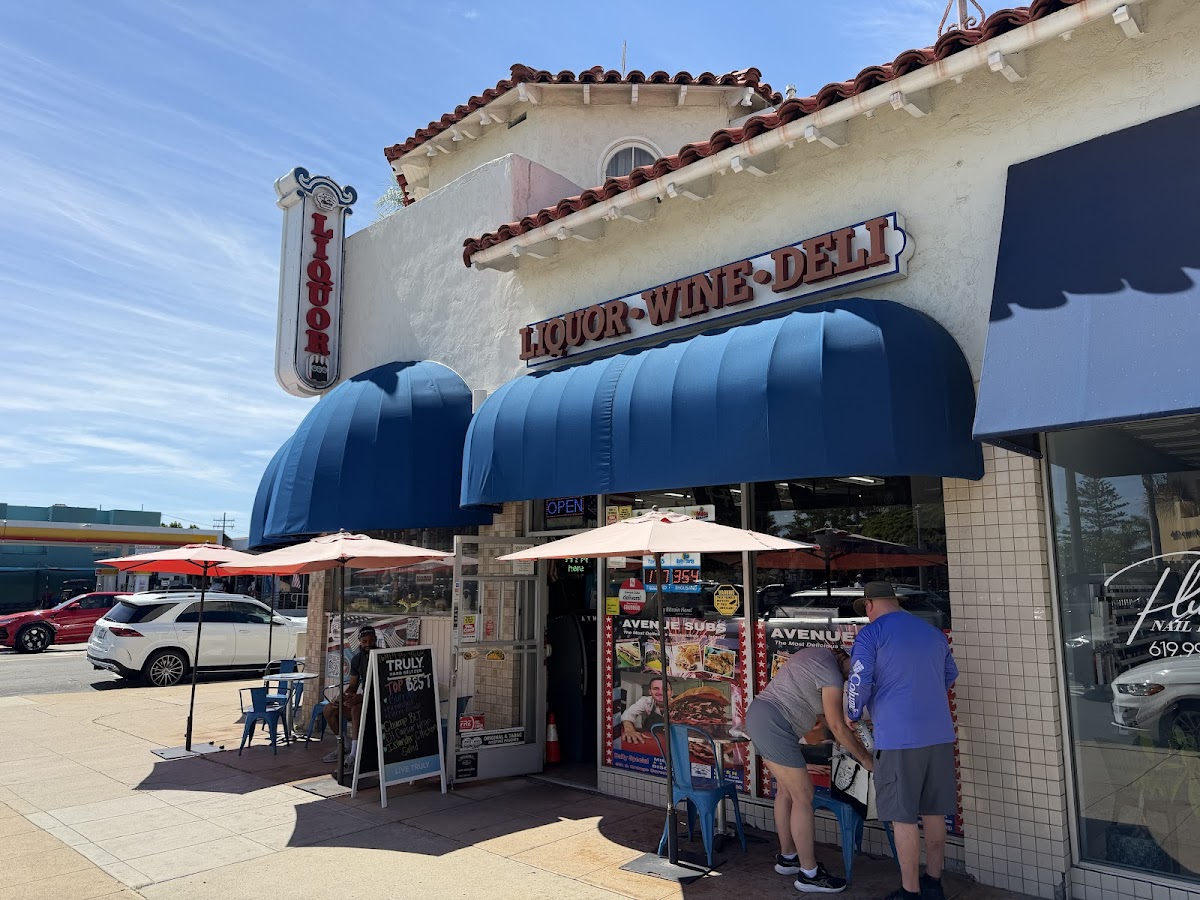 Avenue Liquor and Wine Shoppe